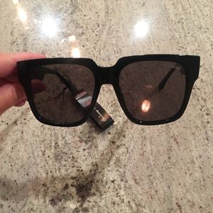 Quay On The Prowl sunglasses